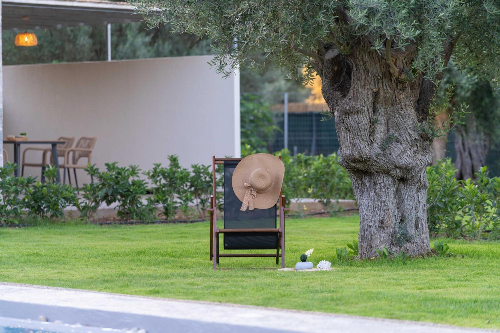 Yannis Retreat Apartment *